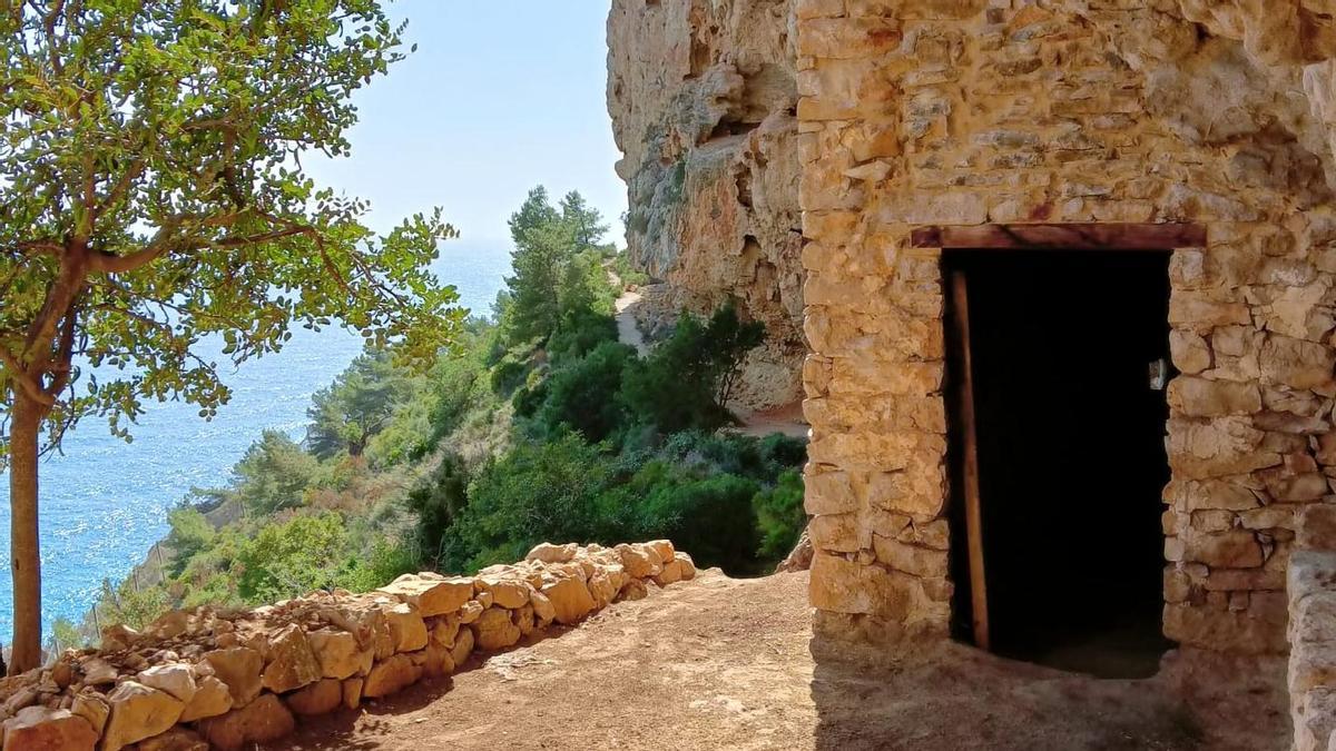 La Cueva de Les Morretes de Benitatxell, cuyo acceso ha sido restaurado