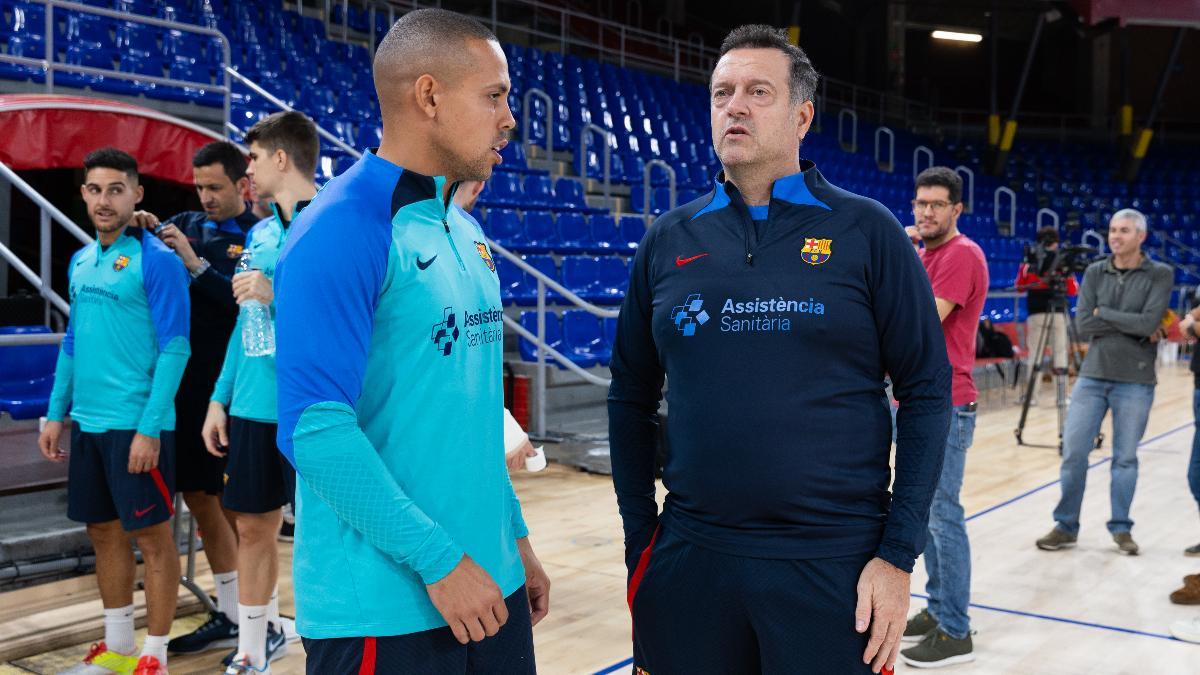 Jesús Velasco, junto a Ferrao en el Media Day