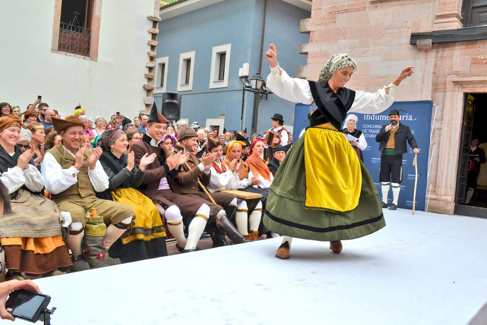 Concursu y Muestra de Traxes Tradicionales en Grado