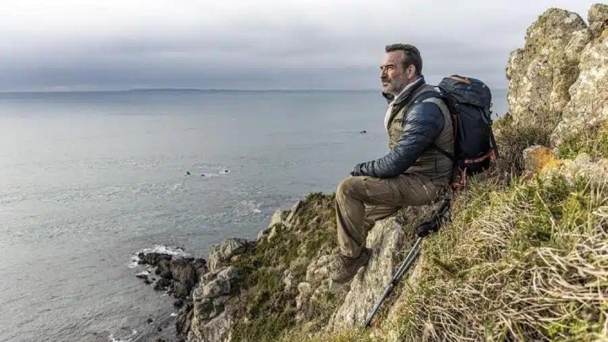 En &#039;Mi camino interior&#039;, el protagonista, encarnado por un buen Jean Dujardin, emprende una marcha a pie de 1.300 kilómetros por media Francia.