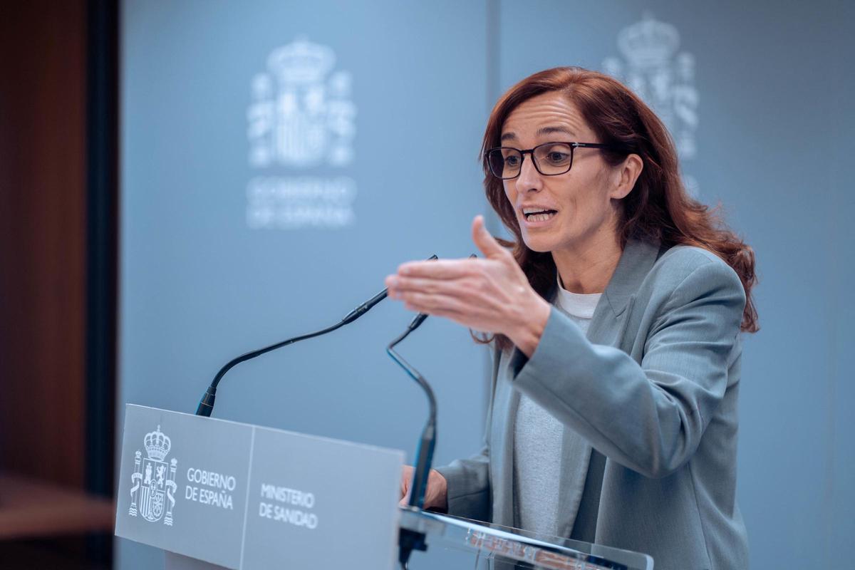 Archivo - La ministra de Sanidad, Mónica García.