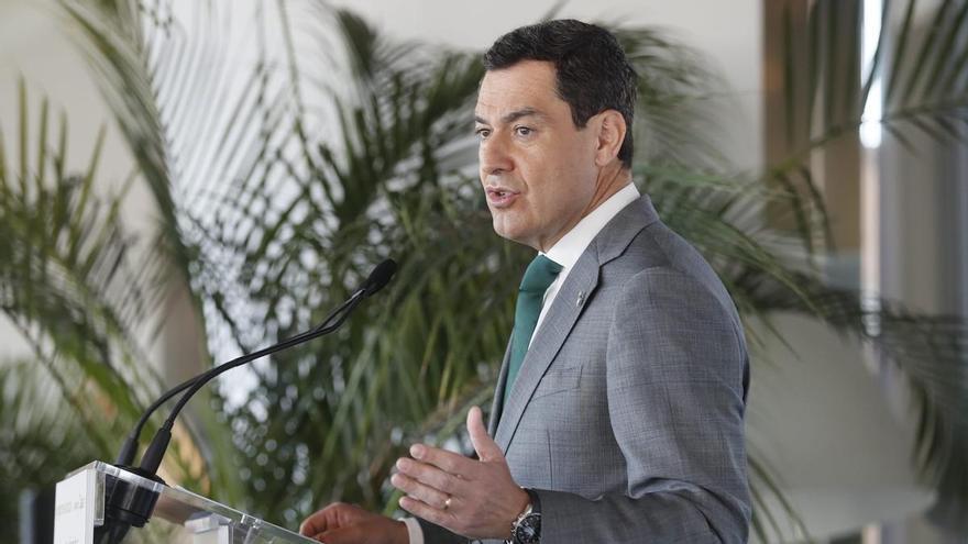 La asociación Día de Galicia nombra socio de honor al presidente de la Junta de Andalucía