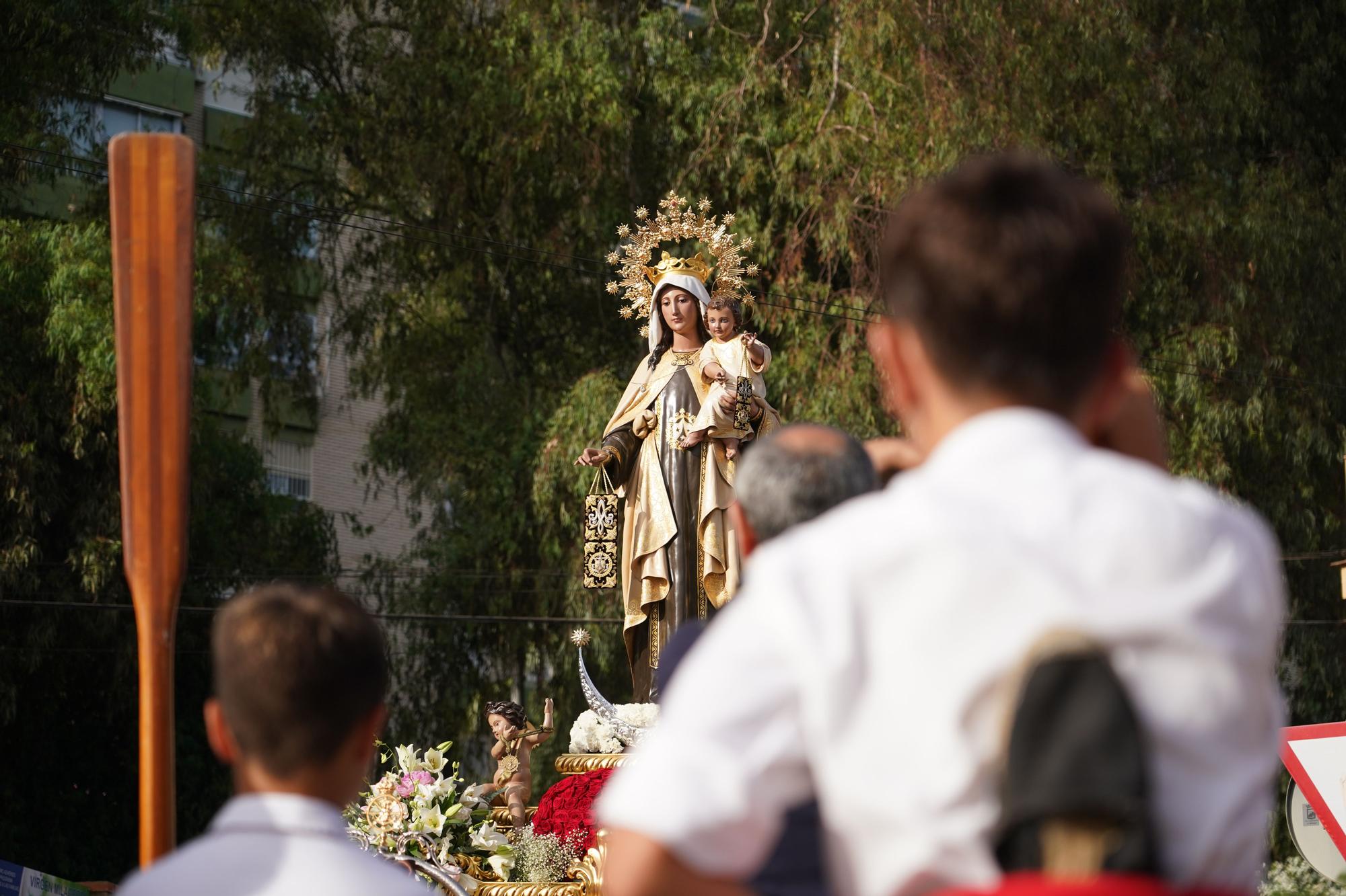 Procesión terrestre y marítima de la Virgen del Carmen de El Palo