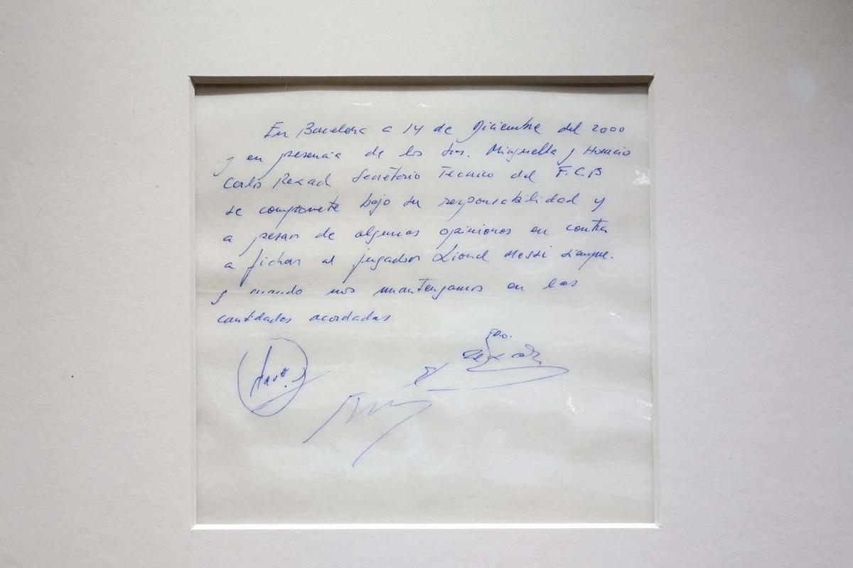 La servilleta con el primer contrato de Messi sale a subasta en Londres por 350.000 euros
