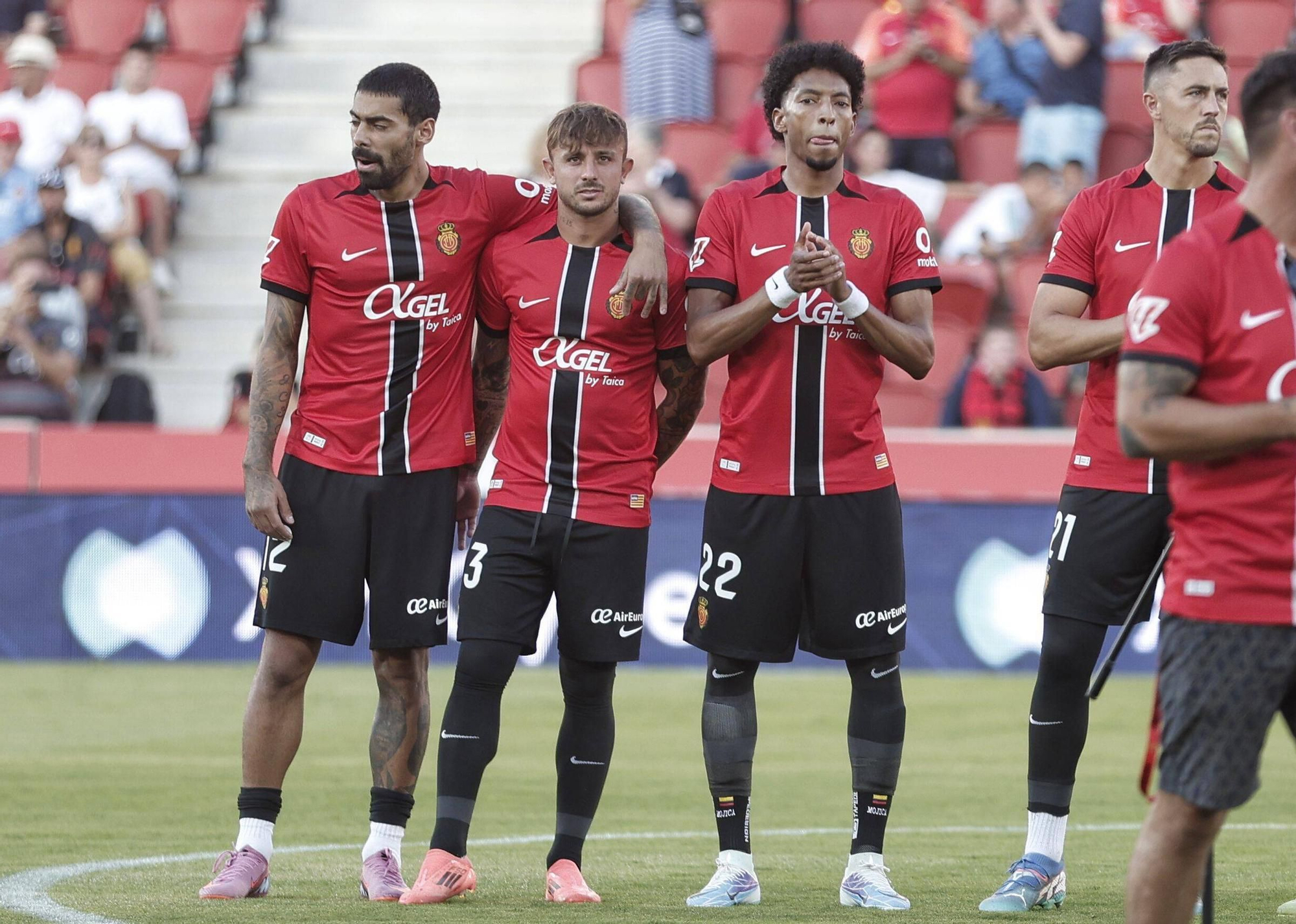 FOTOS | El Mallorca gana el Trofeu Ciutat de Palma al derrotar al Hamburgo