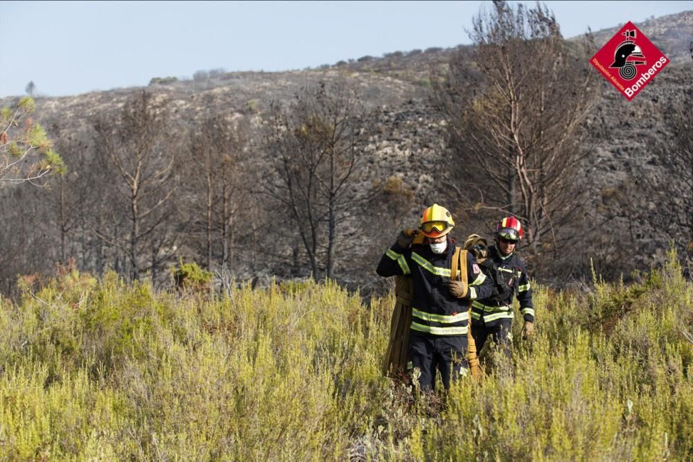 Incendio en en la Vall de la Gallinera