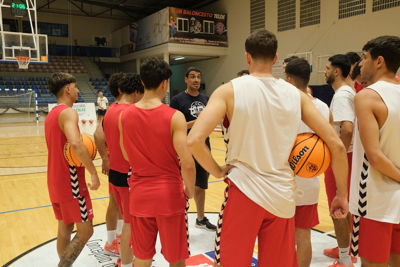 Entrenamiento del CB Telde