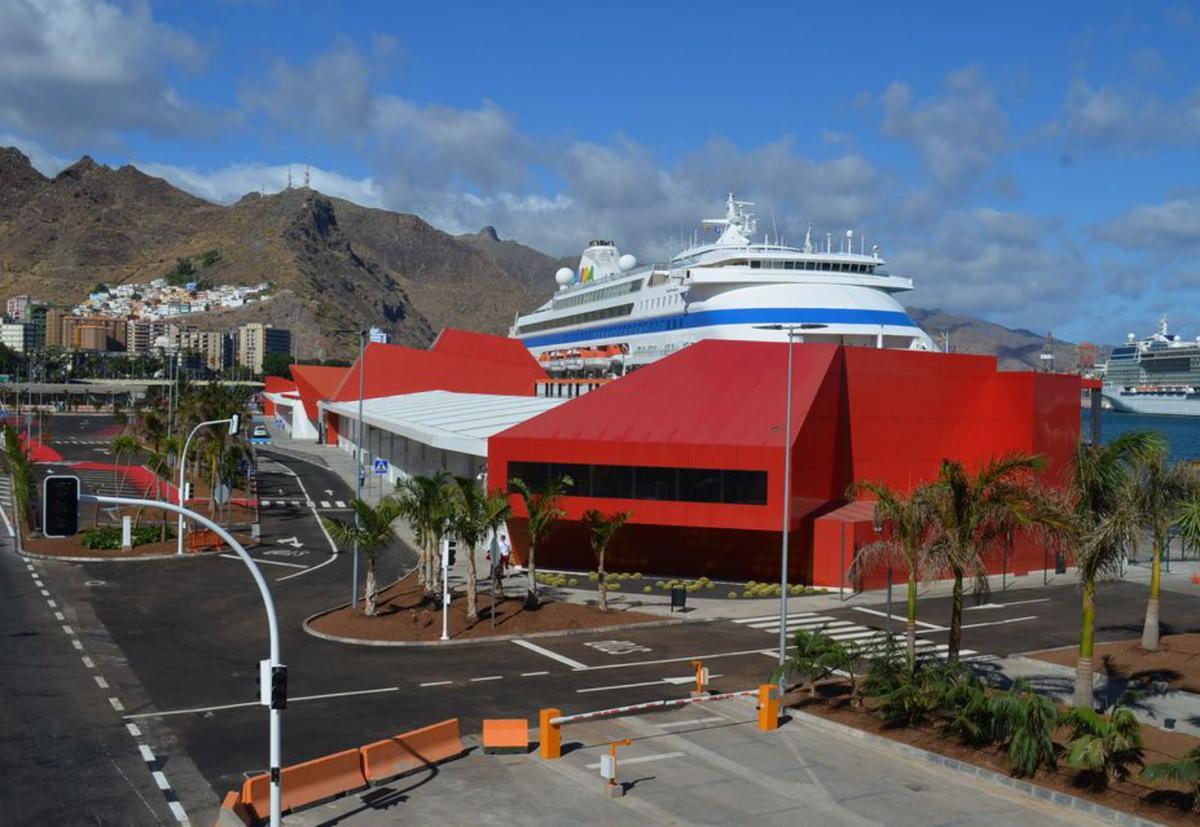 Estación de Cruceros del Puerto capitalino. | | E.D.