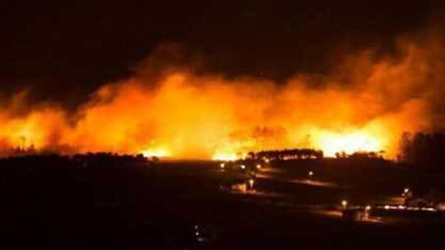 El incendio desde la parroquia franquina de Arancedo.