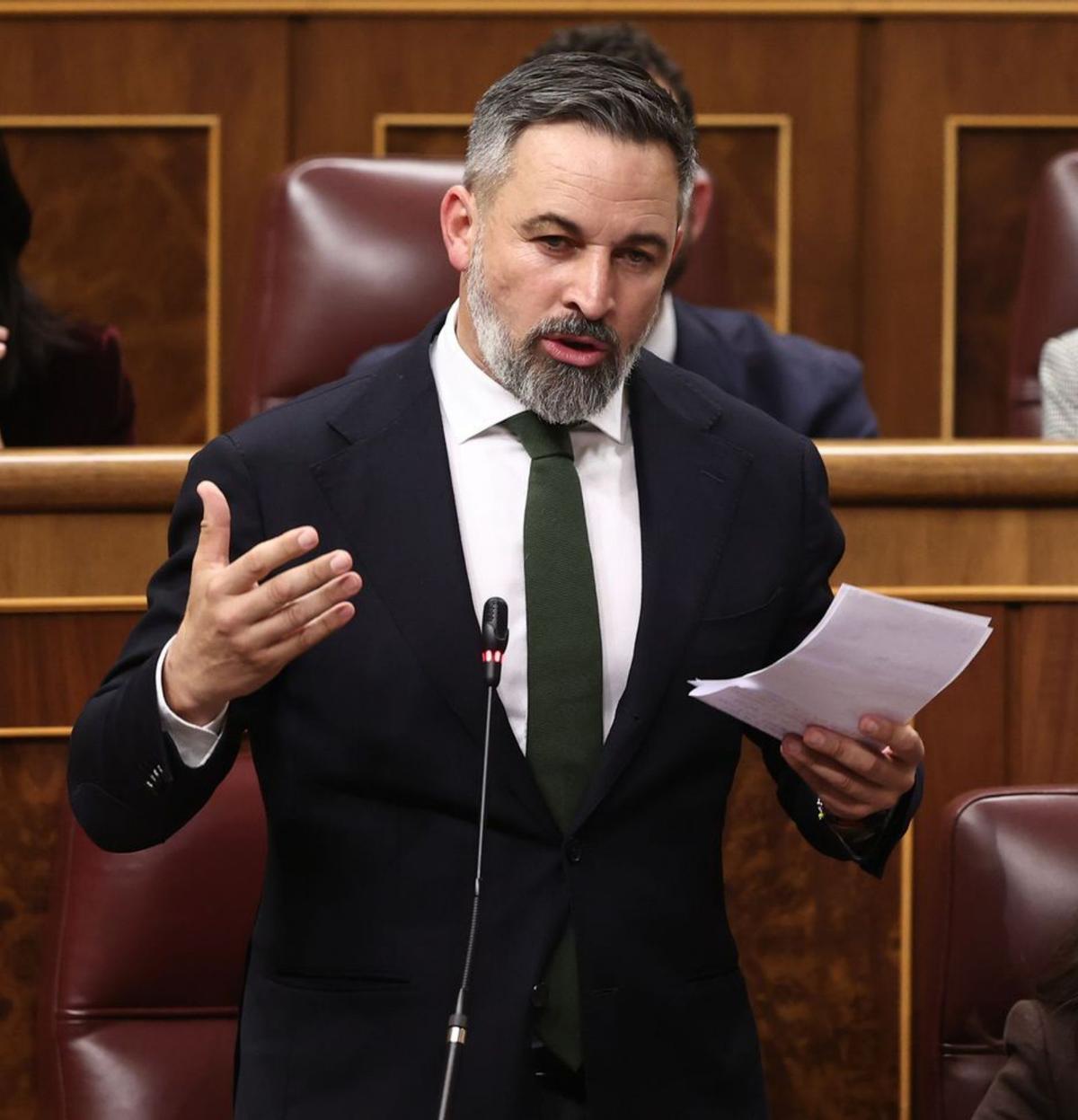Abascal exigeix a Feijóo "fer preses i dics" per recolzar Pérez Llorca