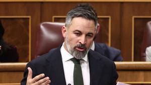Abascal exigeix a Feijóo "fer preses i dics" per recolzar Pérez Llorca