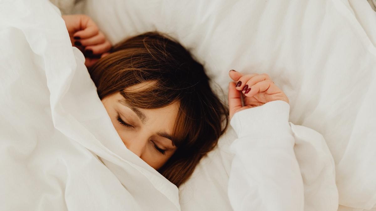 Adiós al insomnio: Cómo volver a dormir a pierna suelta tras la vuelta de las vacaciones