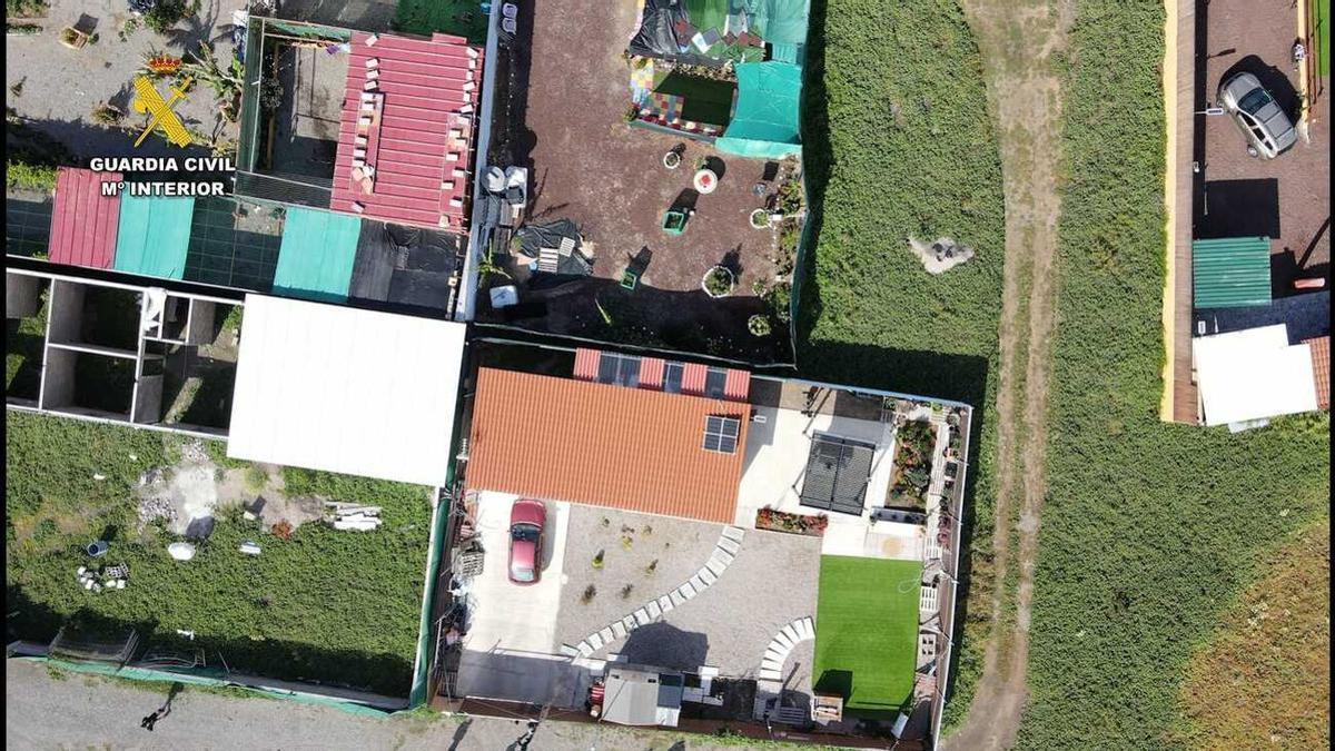 La Guardia Civil desmantela una urbanización ilegal en Lomo Caleta, en Telde