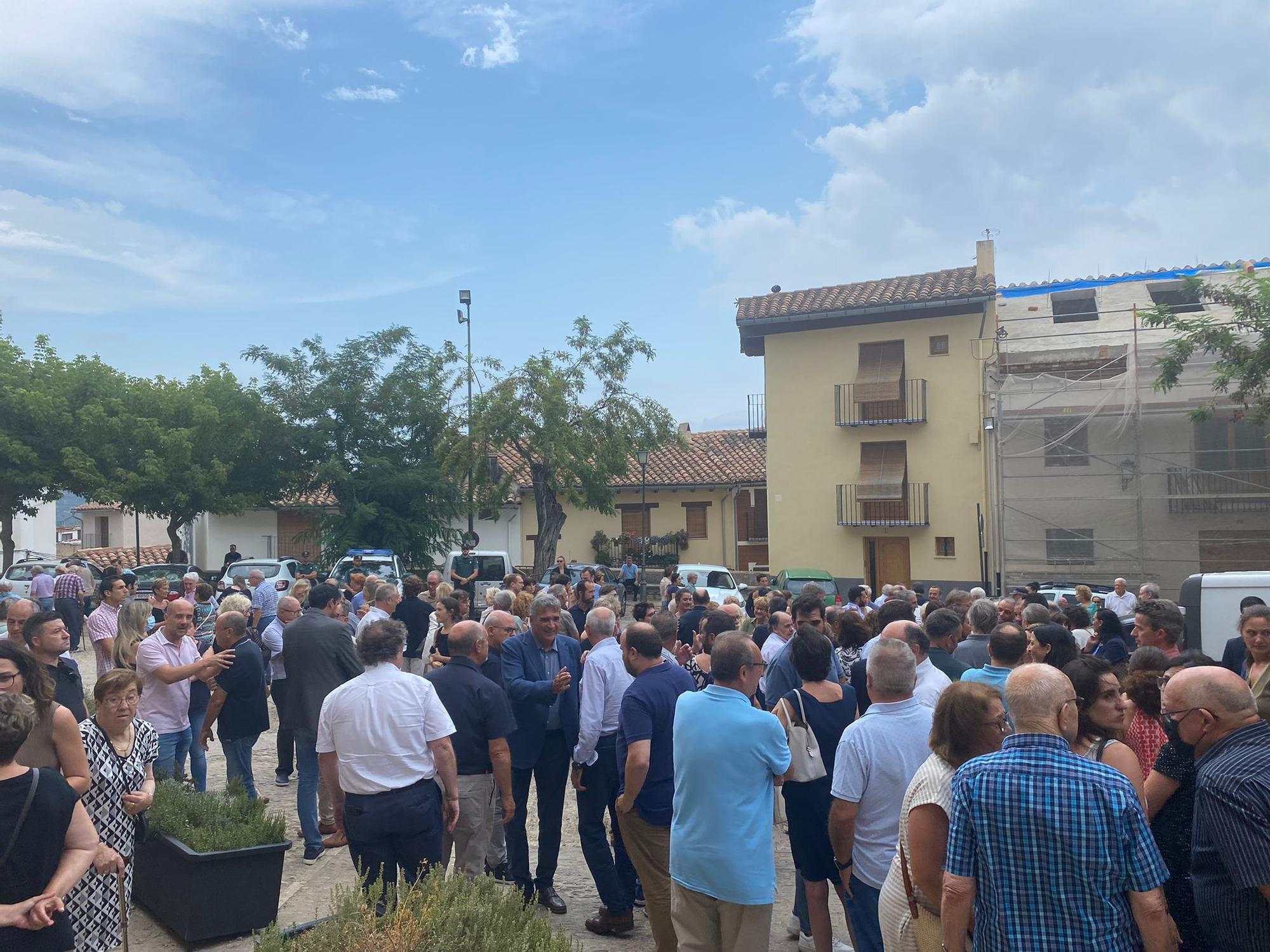 Morella despide al padre de Ximo Puig