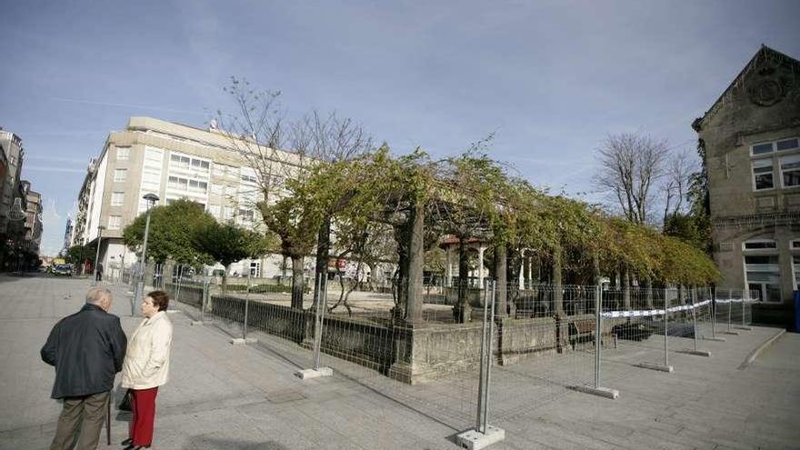 Técnicos municipales valoran si la mítica pérgola tiene encaje en la nueva alameda