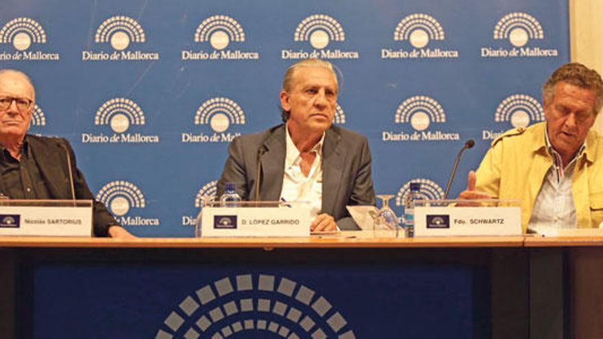 El diputado Diego López Garrido presenta el ensayo ´La Edad de Hielo´ en el Club