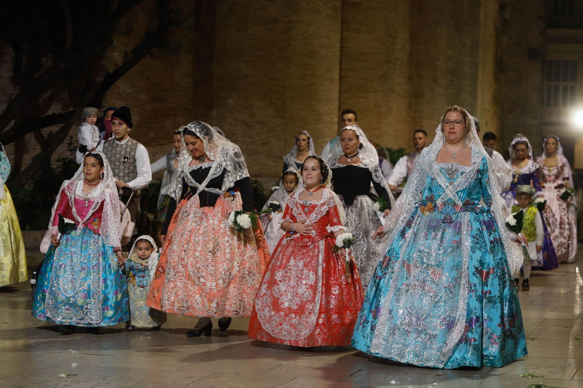 Búscate en el segundo día de la Ofrenda en la calle San Vicente entre las 23 y las 00 horas