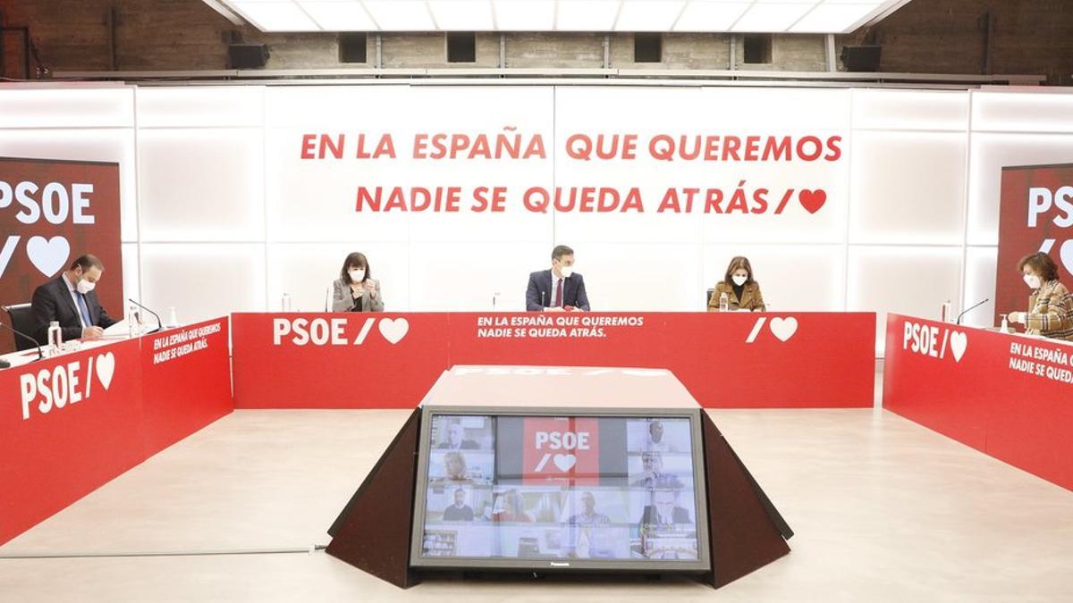 El presidente del Gobierno, Pedro Sánchez, durante la reunión de la ejecutiva del PSOE de este 16 de noviembre de 2020, en Ferraz.