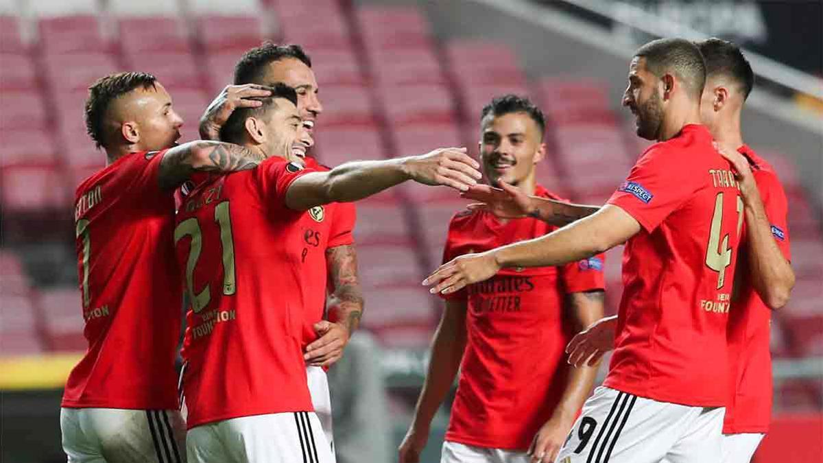 Goleada del Benfica al Standard Lieja