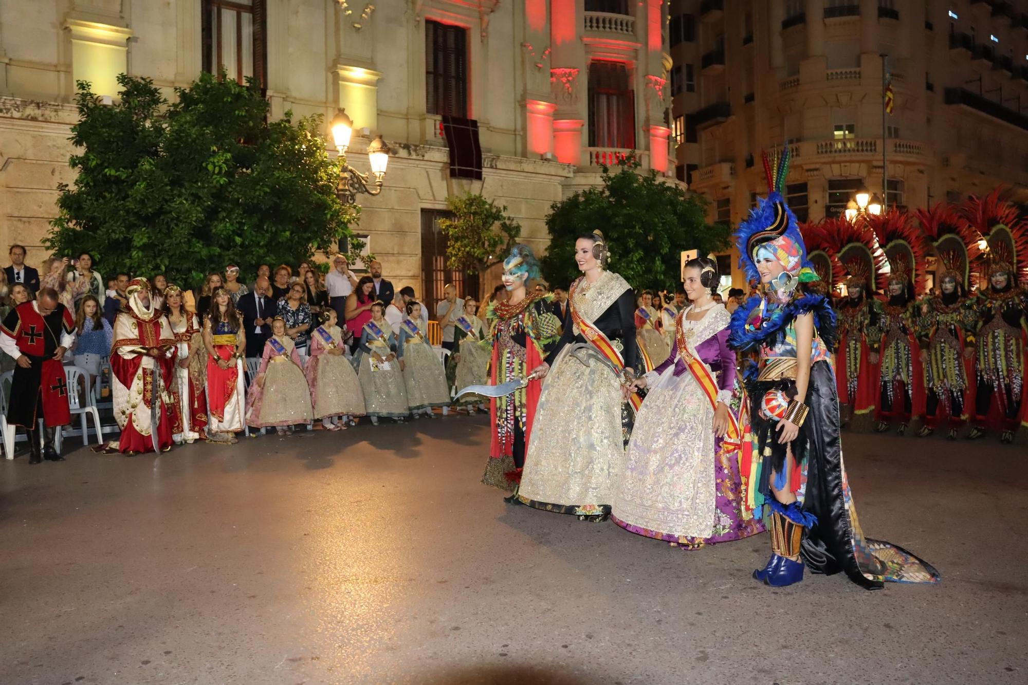 Fin del camino. La despedida de Laura, Paula y las falleras de 2023