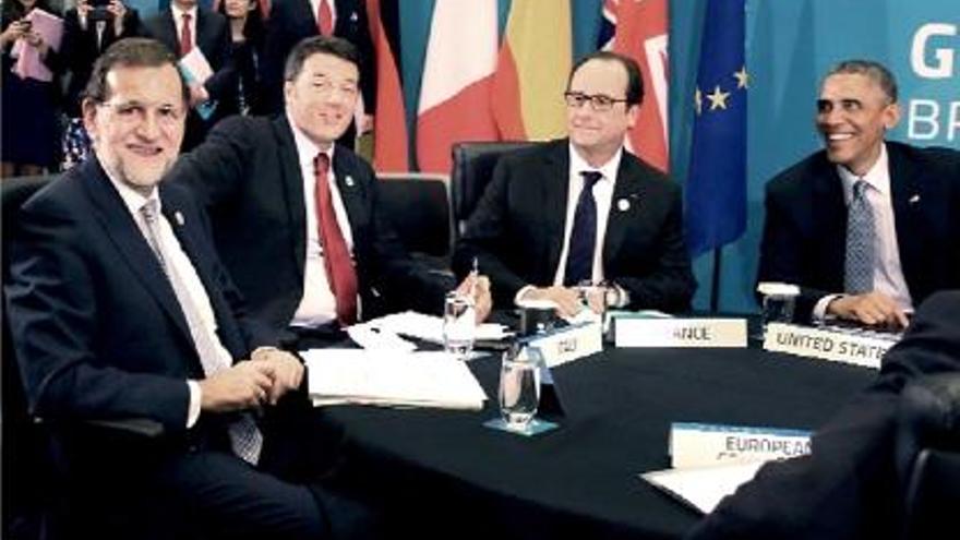 Mariano Rajoy, durant una reunió amb Matteo Renzi, François Hollande i Barack Obama.