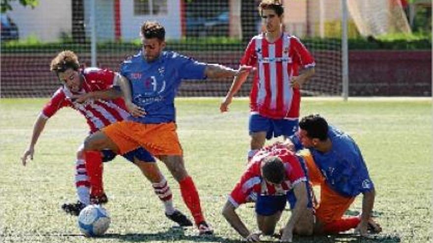 El Manresa rep el gol de l&#039;empat en temps de descompte a Sant Adrià