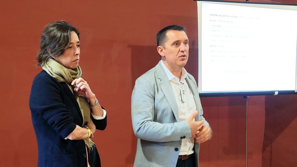 María Bencomo y Adolfo Cordobés.