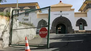 Una veintena de migrantes se fuga de un centro de acogida en Canarias