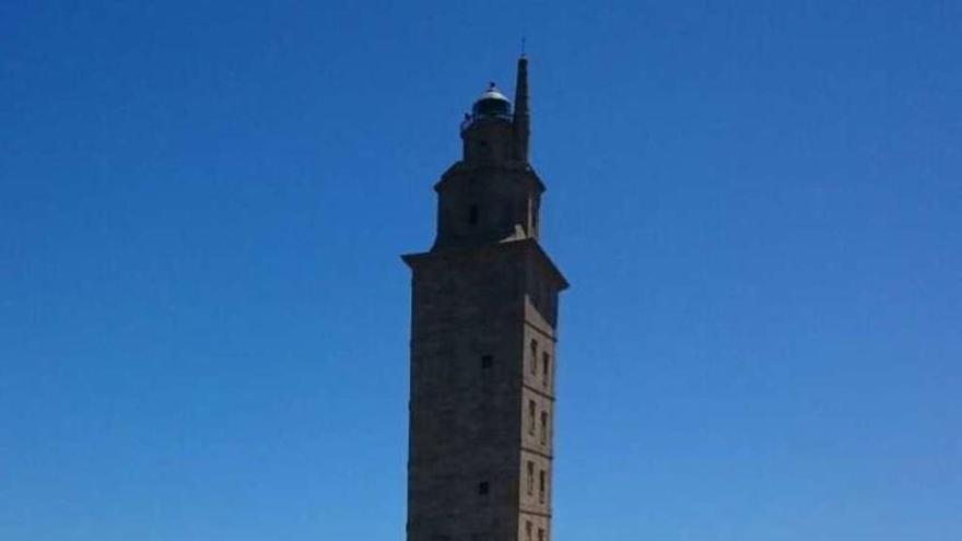 Dos imágenes del rodaje, en los alrededores de la Torre.