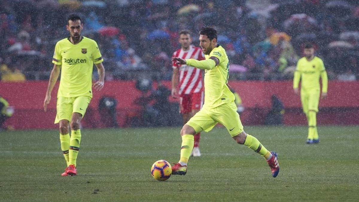 jdomenech46734934 girona   27 01 2019   deportes   messi avanza bajo la lluvia190128182442