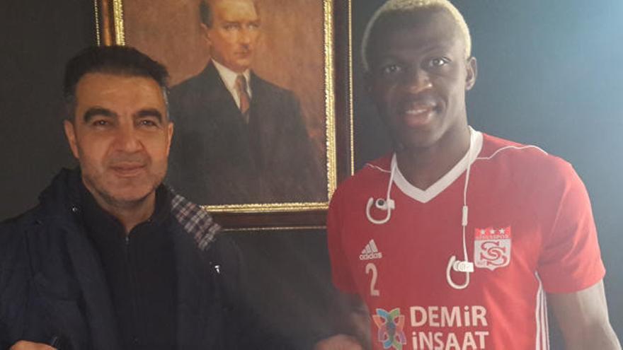 La versión oficial del Sivasspor de la oferta por Koné