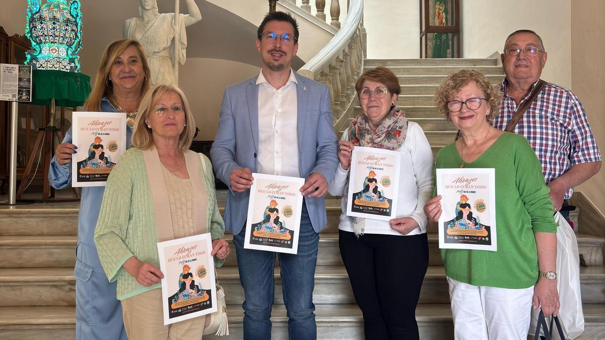 El concejal Vidal en la presentación de la campaña del 'Día de la Madre'.