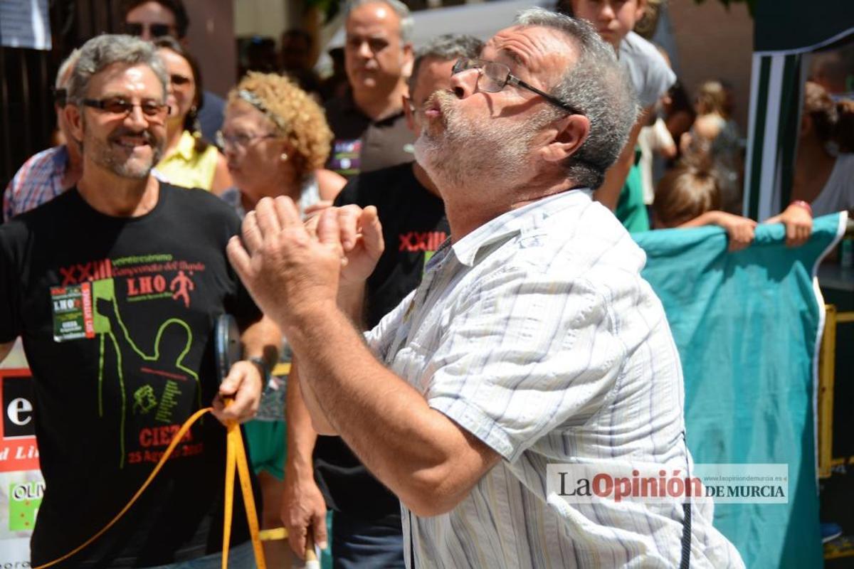Lanzamiento de Huesos de Oliva Cieza 2017 Lanzamiento de Huesos de Oliva Cieza 2017