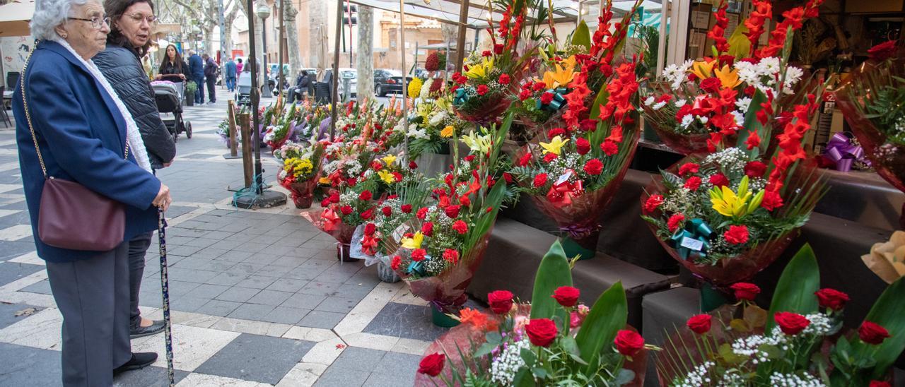 Las floristas esperan buenas ventas por Tots Sants