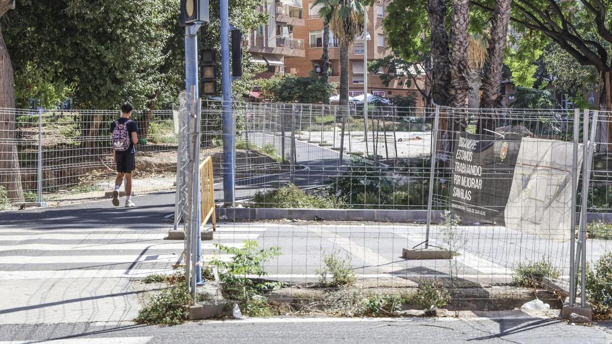Nuevo frenazo al reinicio de las obras de la plaza de San Blas de Alicante
