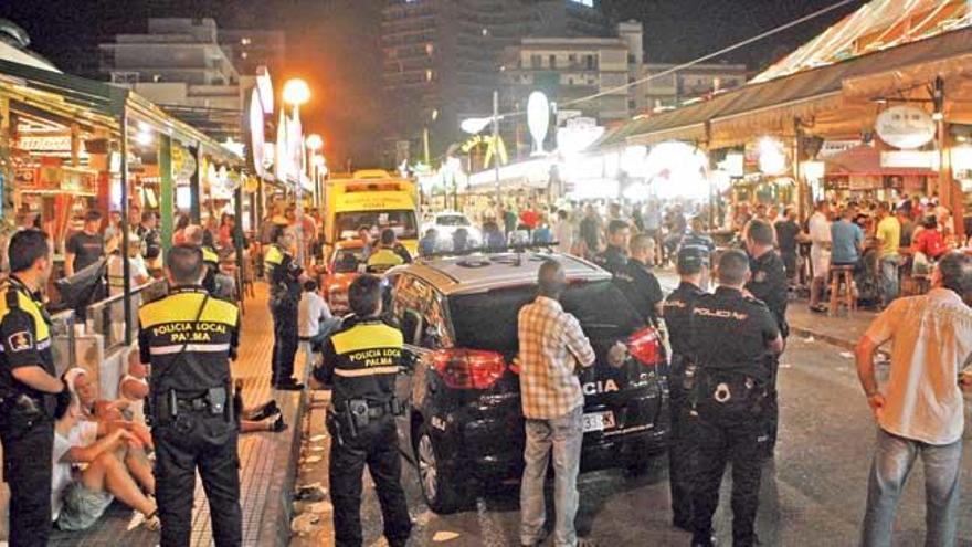 Los hechos ocurrieron en la cervecería Bierkönig, en la calle del Jamón de s´Arenal.