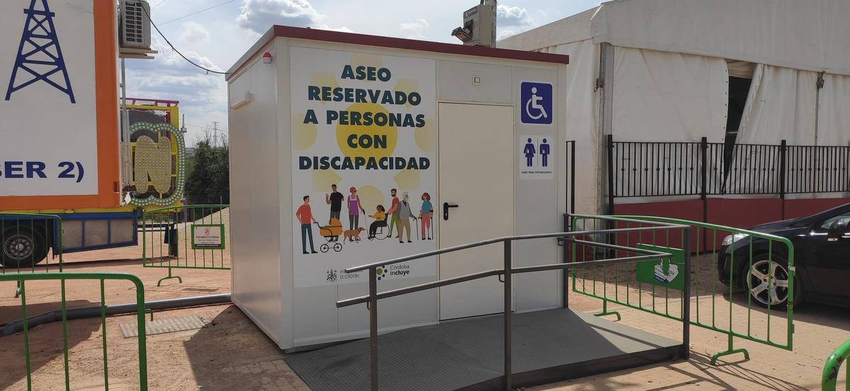 Aseo ostomizado en la Feria.