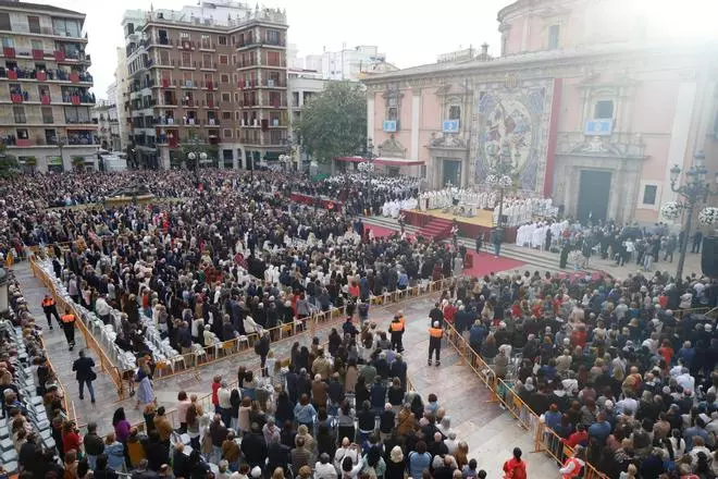 Todas las fotos de La Missa d'Infants en la plaza de la Virgen