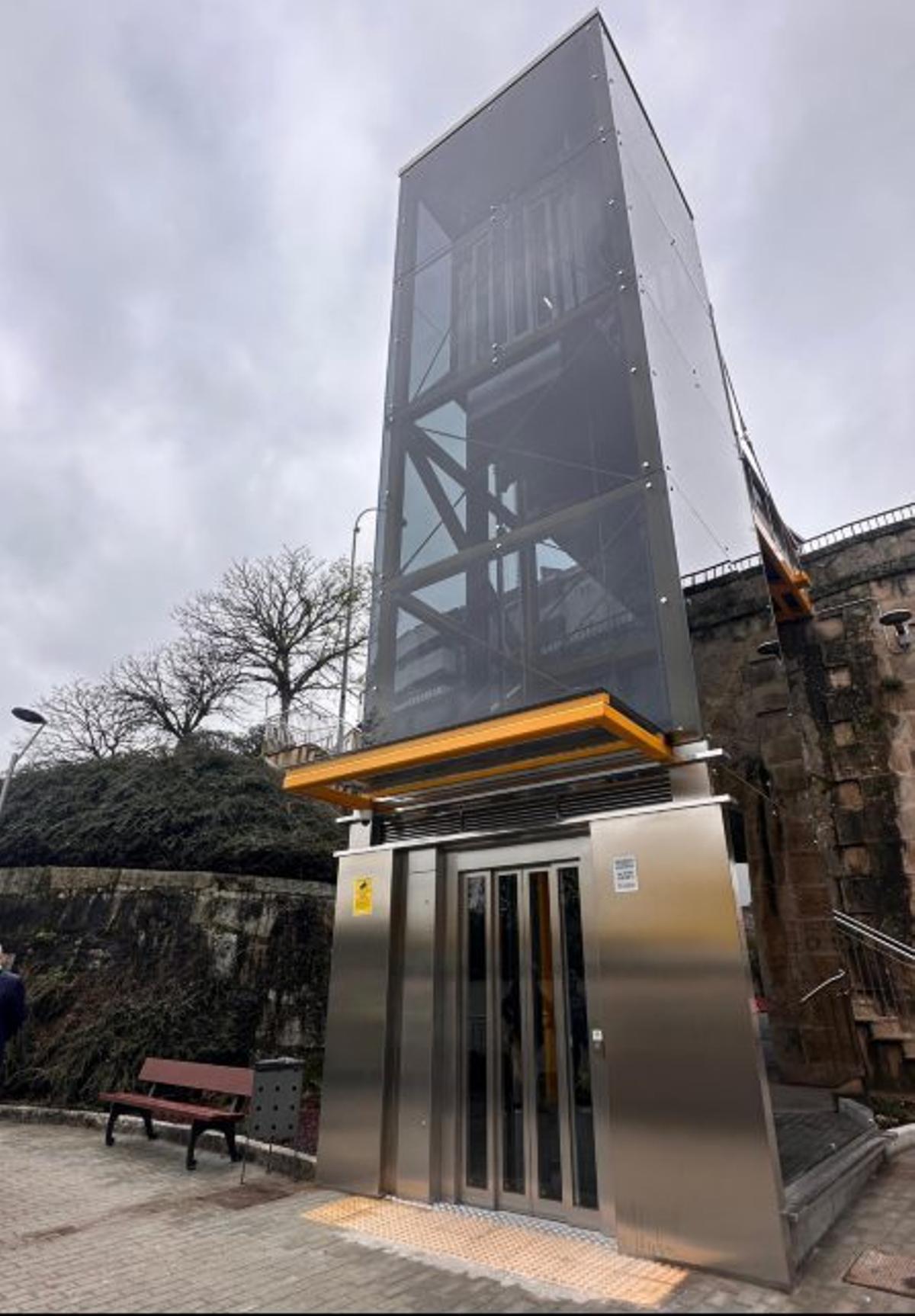 El ascensor de avenida de Marín. | FDV