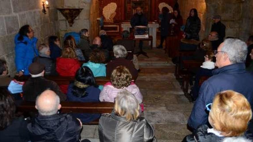 La asamblea se celebró el sábado en la capilla de Santa Marta. // G.Núñez