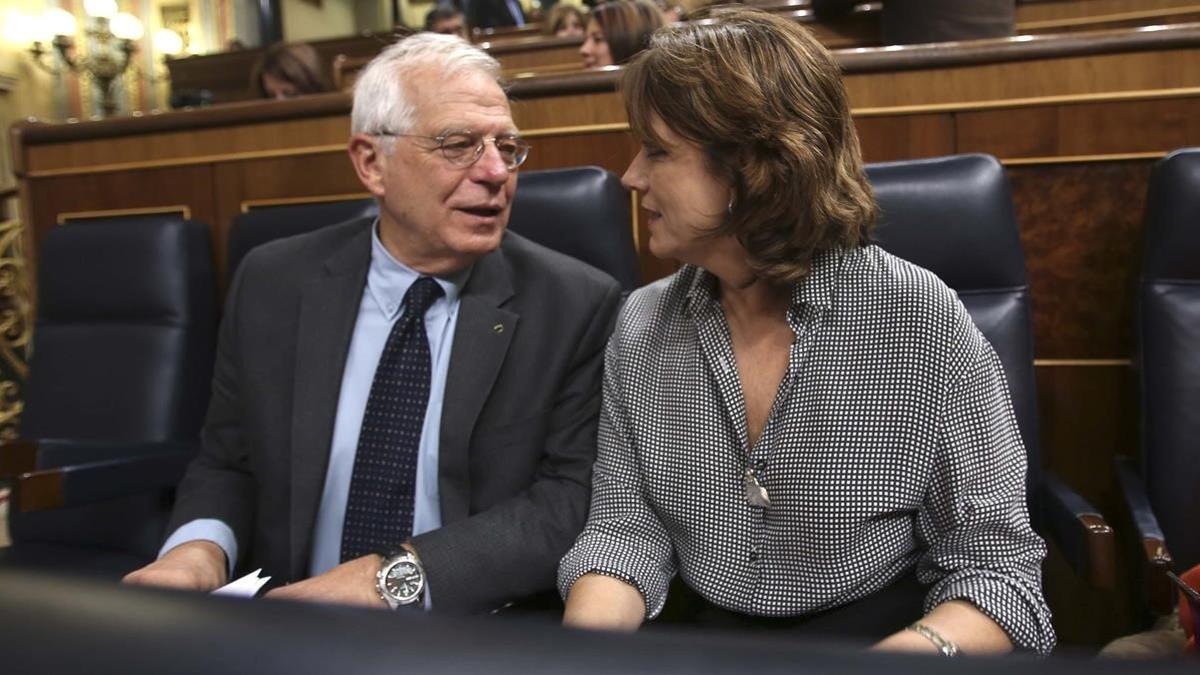 Josep Borrell y Dolores Delgado