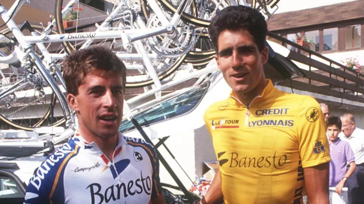 Perico Delgado y Miguel Induráin, compañeros en el Banesto