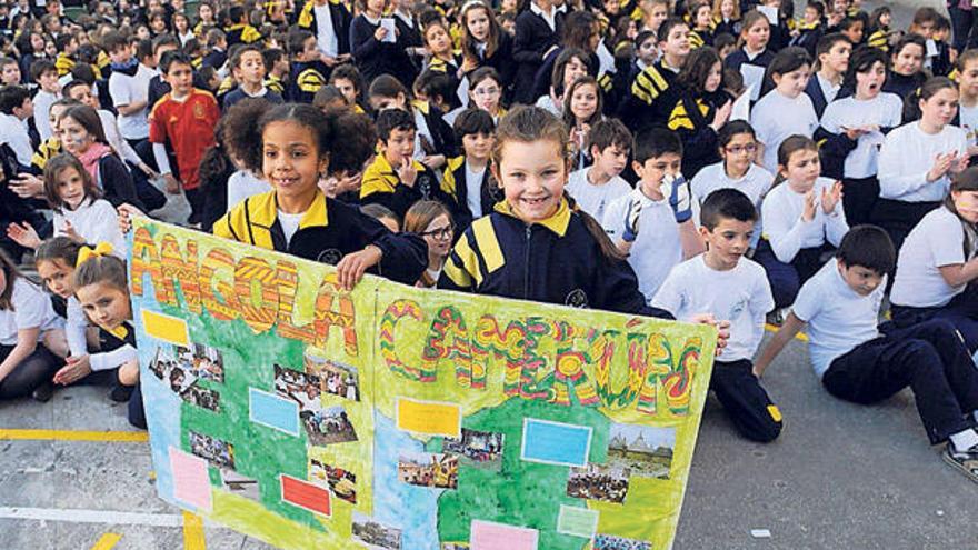 Solidaridad escolar con Perú