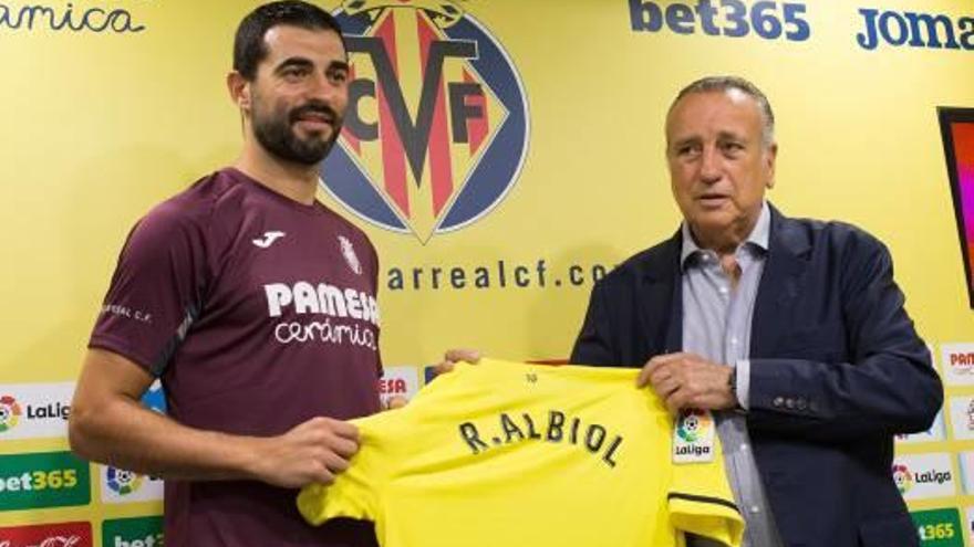 Albiol se presenta en Vila-real