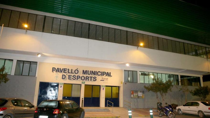 Exterior del pavelló de Lloret, imatge d&#039;arxiu