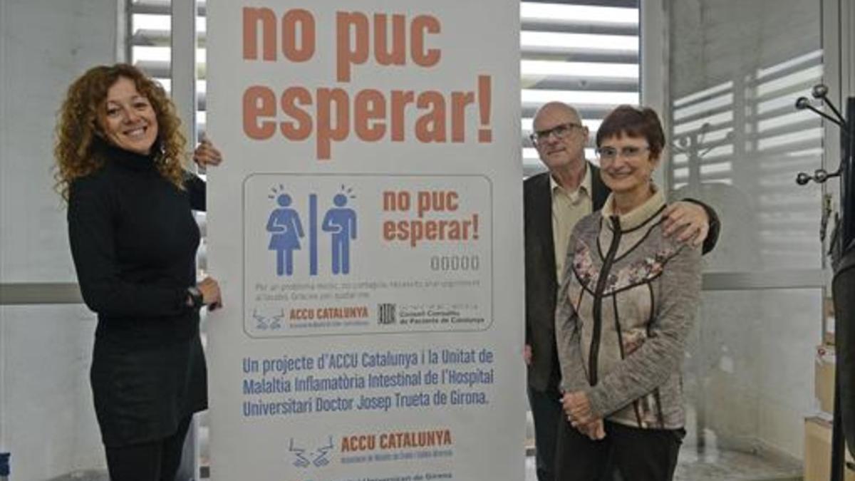 La junta 8Núria Alfonso, Lourdes Díez y Enric Bosch, en la entidad.