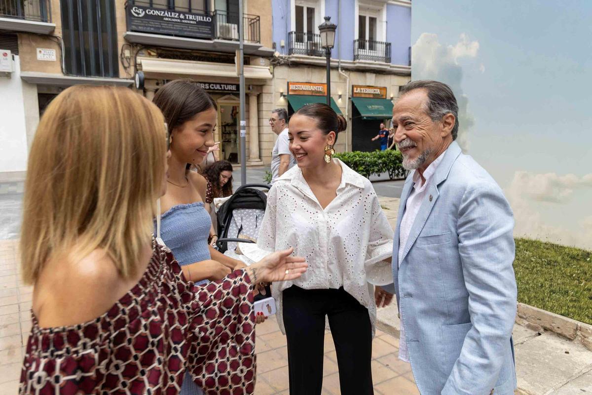 El Teatro Principal de Alicante acoge la presentación de Luis Francisco Esplá: al servicio del arte