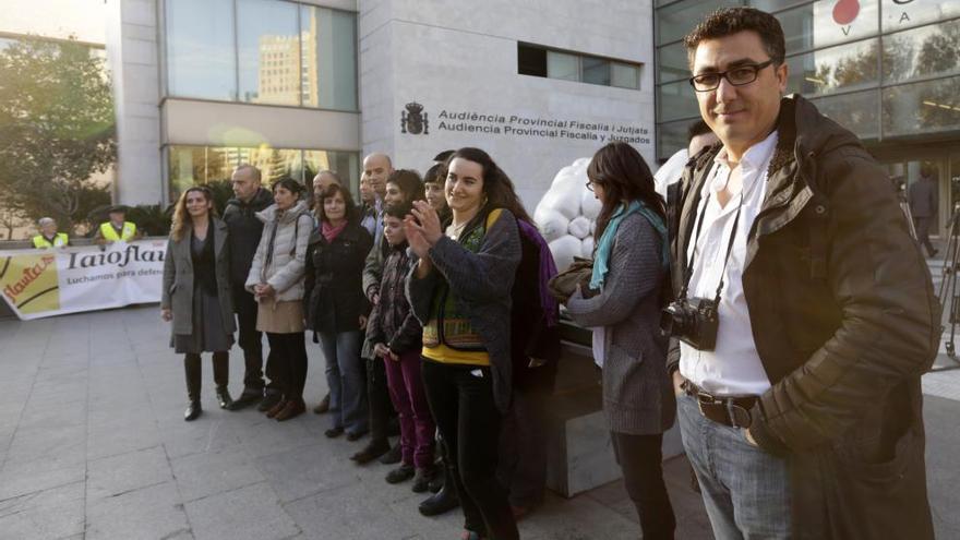 Los acusados, durante el juicio.