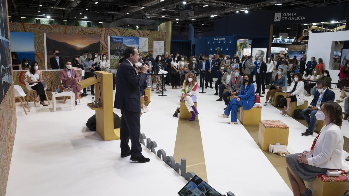 Abel Caballero, durante la presentación de Vigo en Fitur.