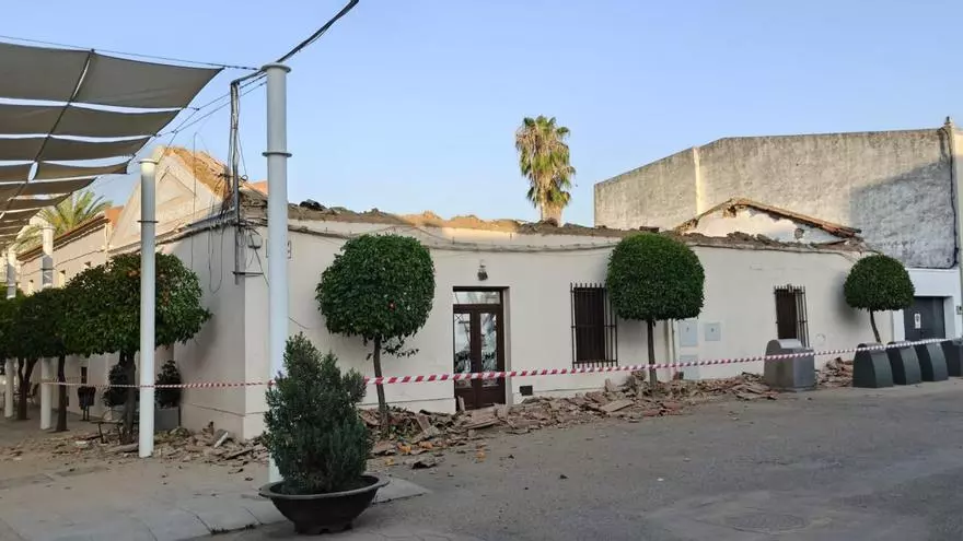 EN VÍDEO | Se derrumba el techo de la Casa del Pueblo de Valverde de Leganés
